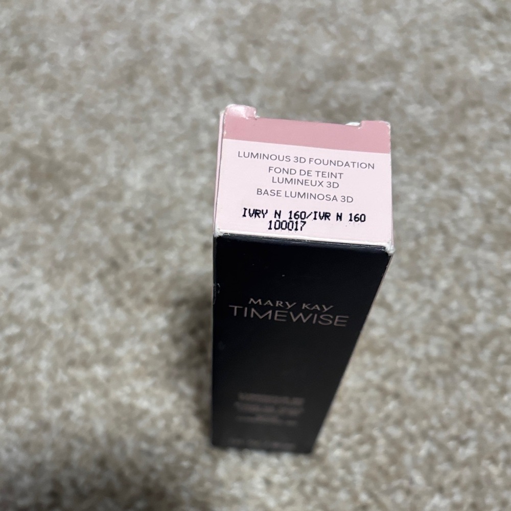 Mary Kay TimeWise Luminous 3D Foundation in Ivory n 160